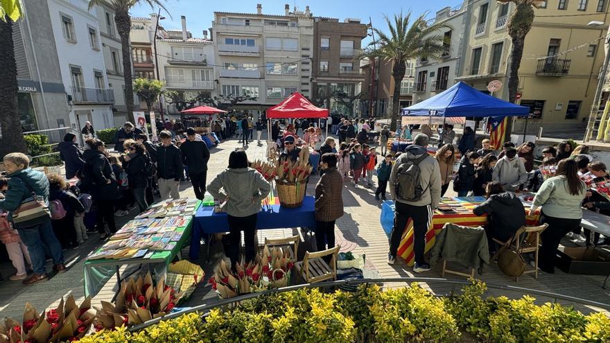 L&#039;Escala viu un Sant Jordi a refugi de la forta tramuntana