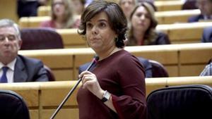 Soraya Sáenz de Santamaría, ayer, en el pleno del Senado.