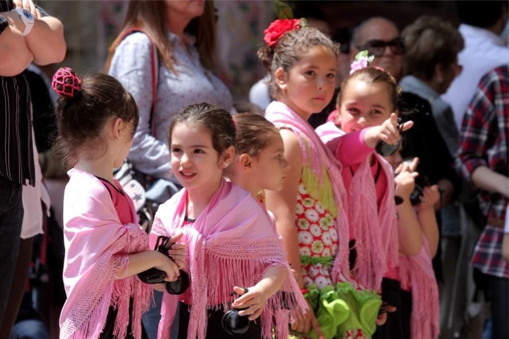 Gran ambiente en al Fiesta de las Cruces de Mayo en Cartagena