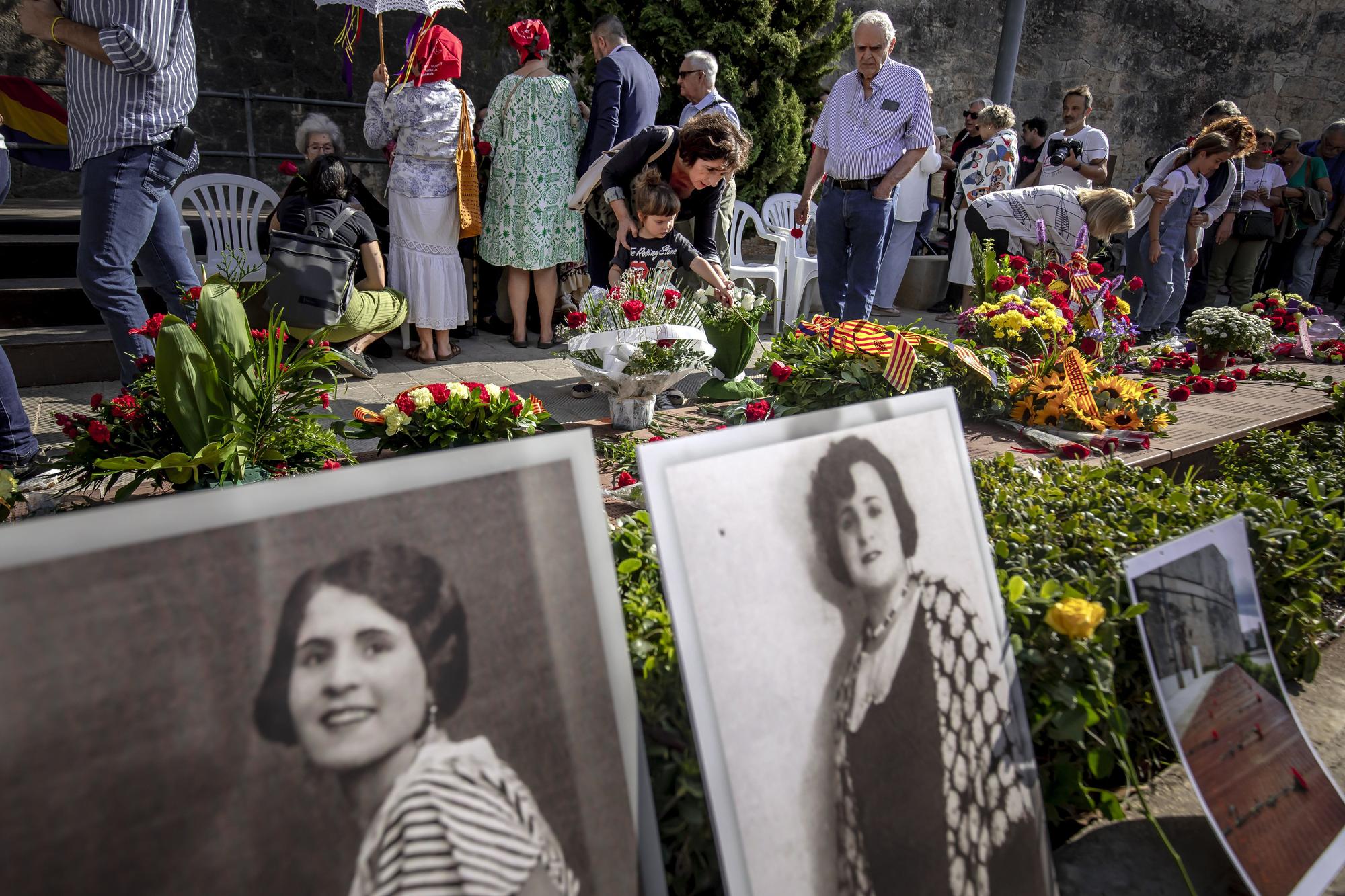 Homenaje a Aurora Picornell y las 'Roges del Molinar' en el cementerio de Palma