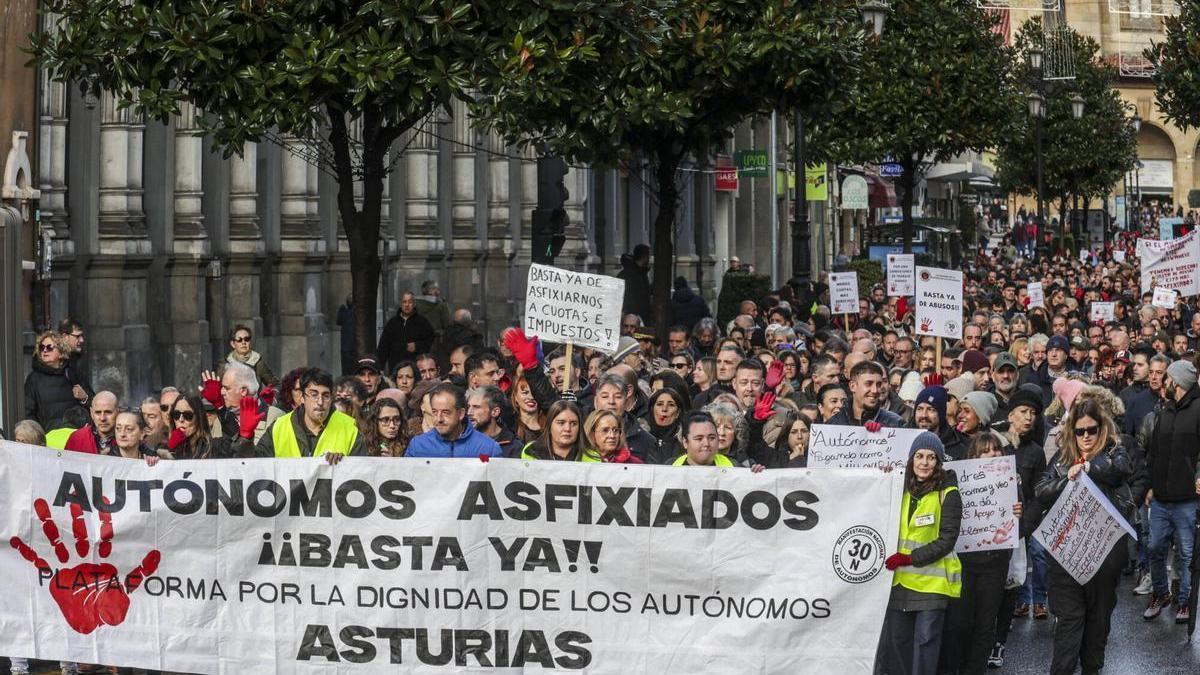 Manifestación de trabajadores autónomos en Oviedo.