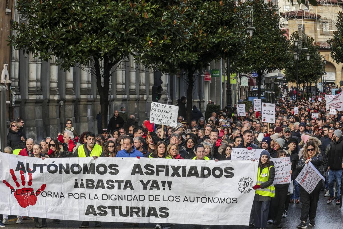 Manifestación de trabajadores autónomos en Oviedo.