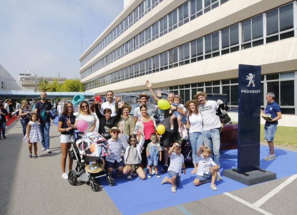 Más de 5.000 personas realzan la jornada de puertas abiertas celebrada en la planta.