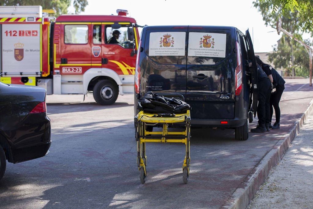 Encuentran muerto a un vecino de Lorca desaparecido encajado en el hueco entre dos casas