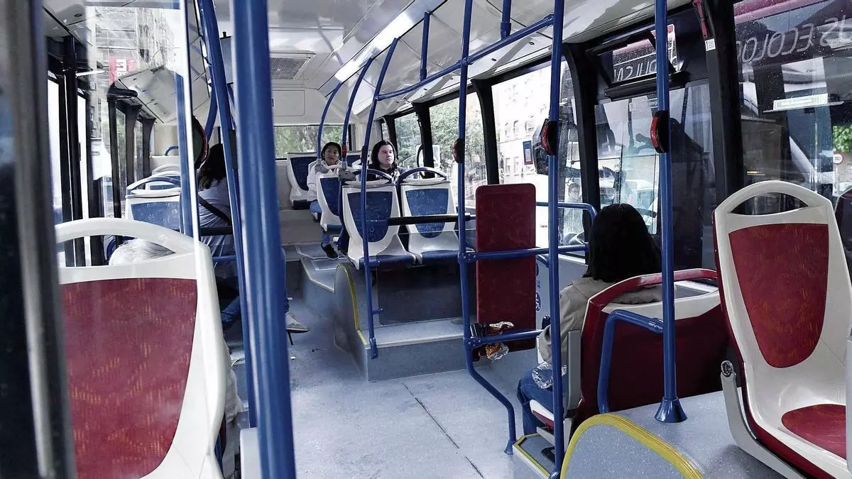 El transporte público, un 'fantasma' para más de la mitad de los murcianos: seis de cada diez habitantes no lo usan
