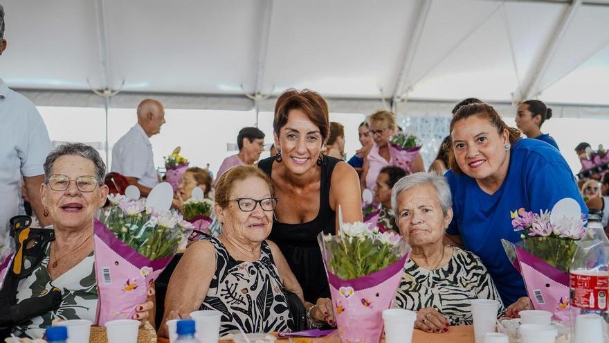 Más de 500 personas disfrutan en el Encuentro de Mayores de Mogán