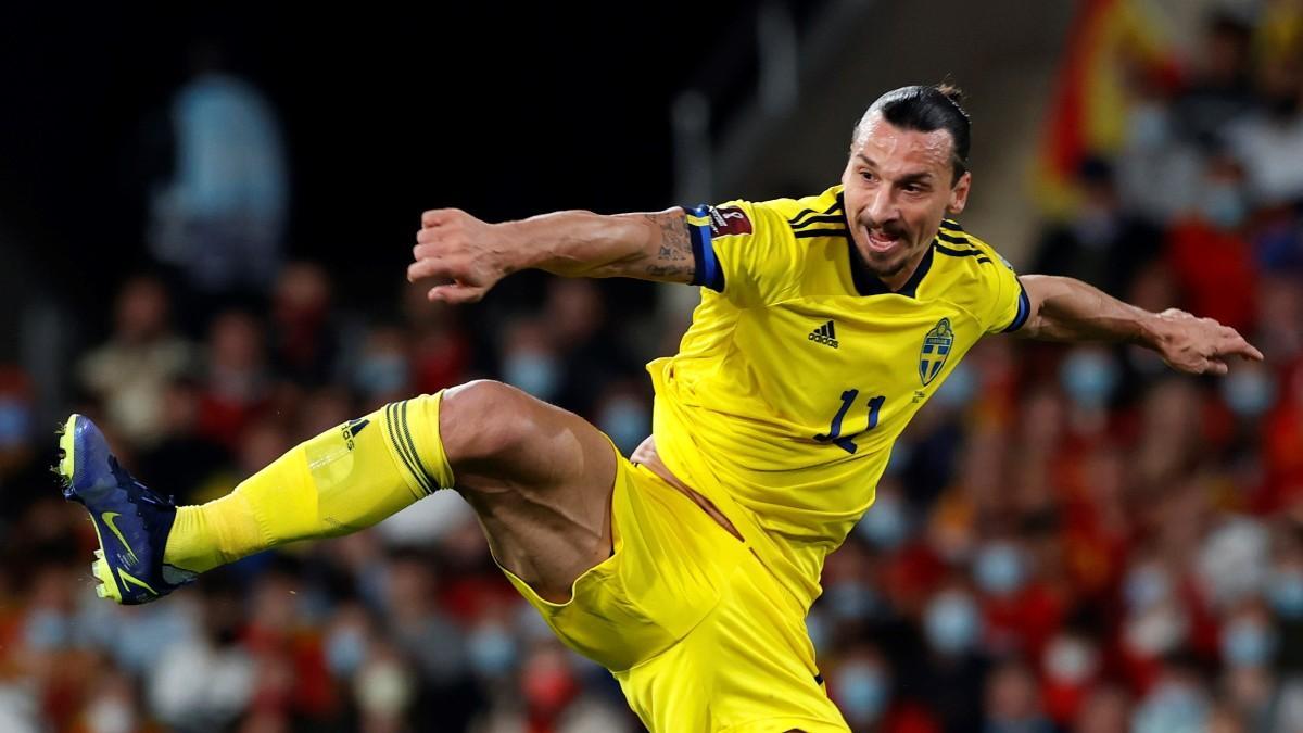Zlatan Ibrahimovic durante un partido con la selección de Suecia