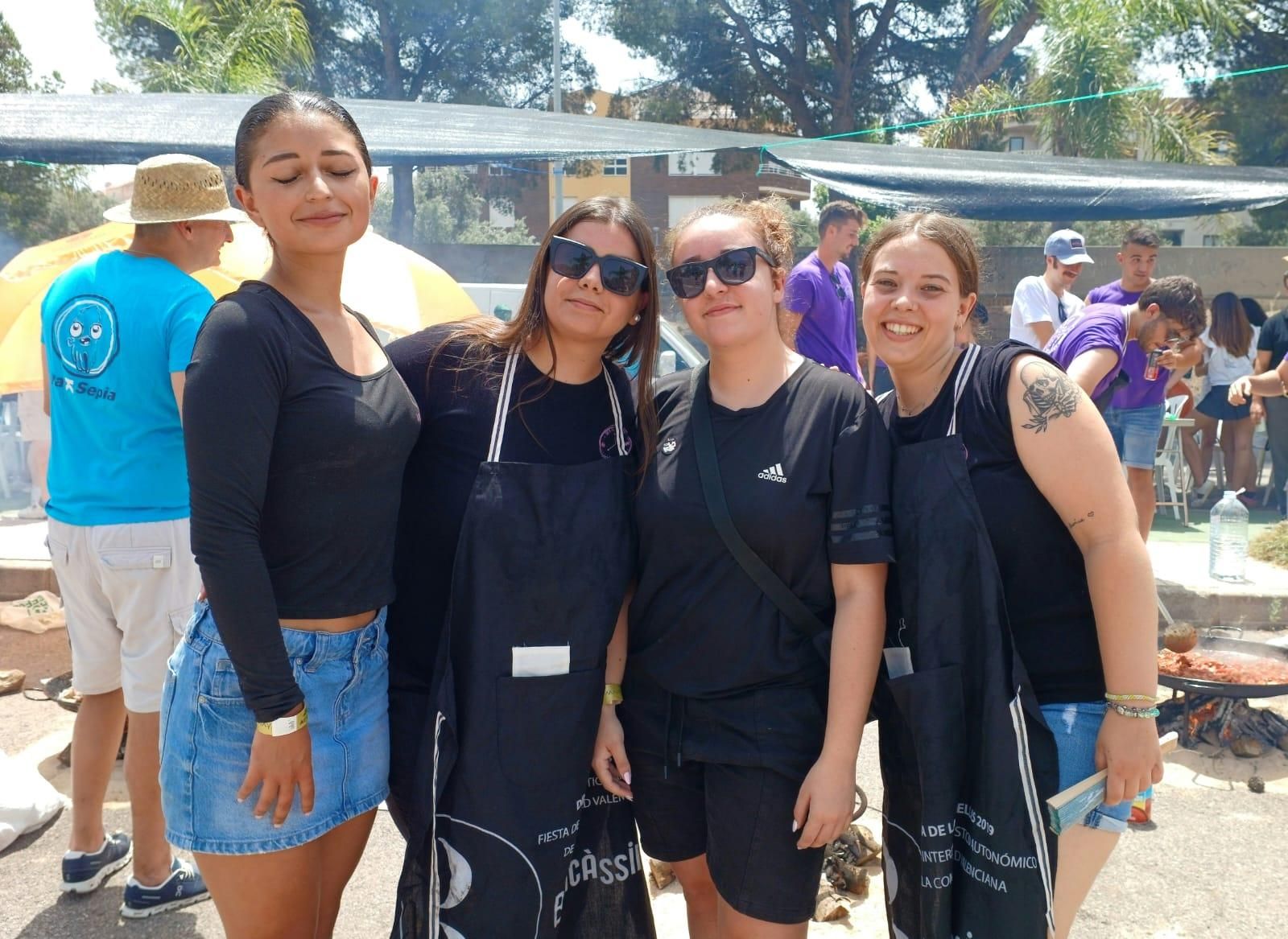 Las imágenes del primer concurso de paellas entre peñas de Benicàssim