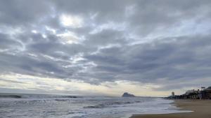 Mor ofegat un jove de 27 anys a la platja de Peníscola