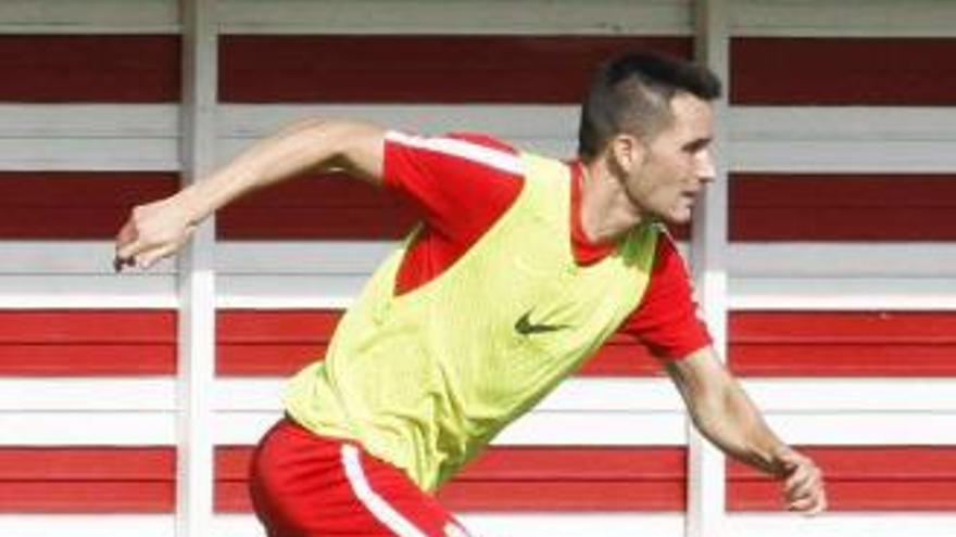 Isma López cambia el Sporting por el fútbol chipriota