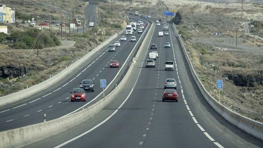 Canarias aún debe invertir el 57% del vigente convenio de carreteras