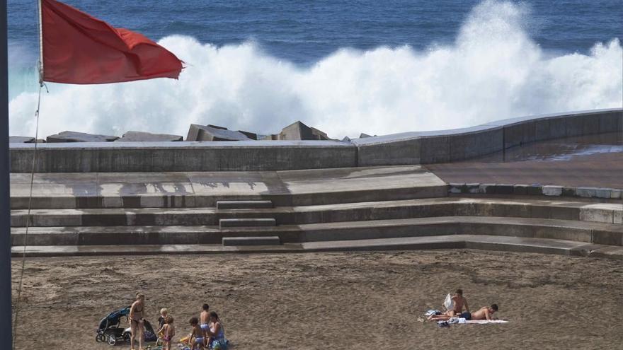 Los ahogados en Canarias duplican a los fallecidos en accidentes de tráfico