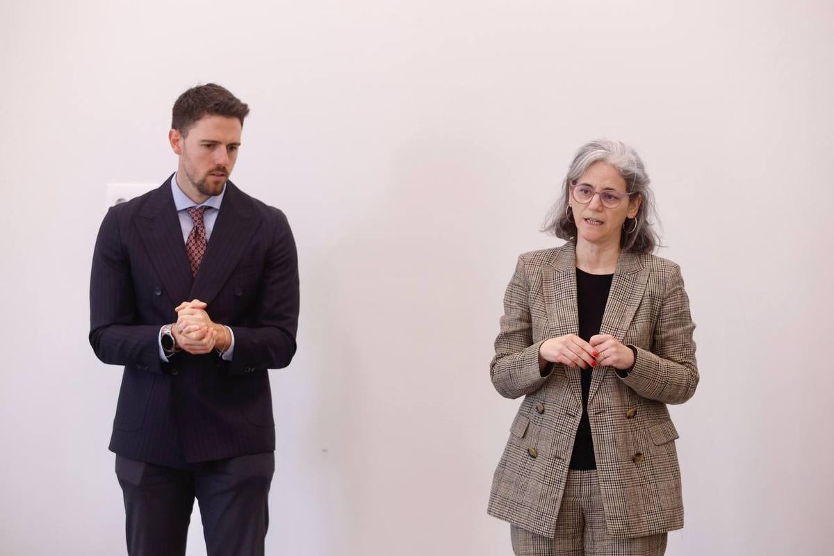 Pablo Muñoz y Carolina Cuevas informan sobre las característica del Campus de Formación y Empleo.