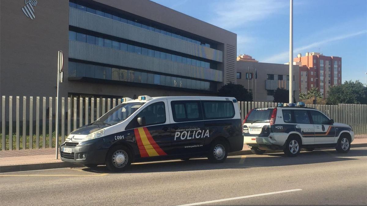 Trabajadores chinos hacinados y con jornadas de 70 horas semanales en un restaurante de Castelló