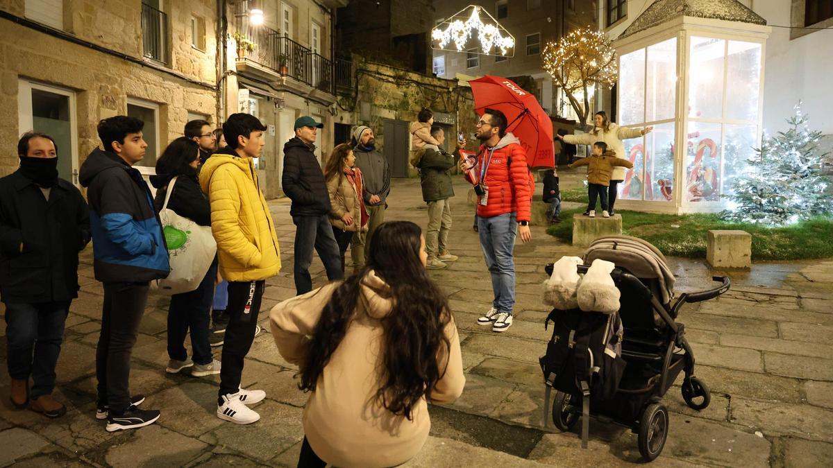 Un 'free tour' nocturno en Vigo.