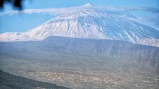 Chubascos y más nevadas, la previsión de la Aemet para Canarias este lunes