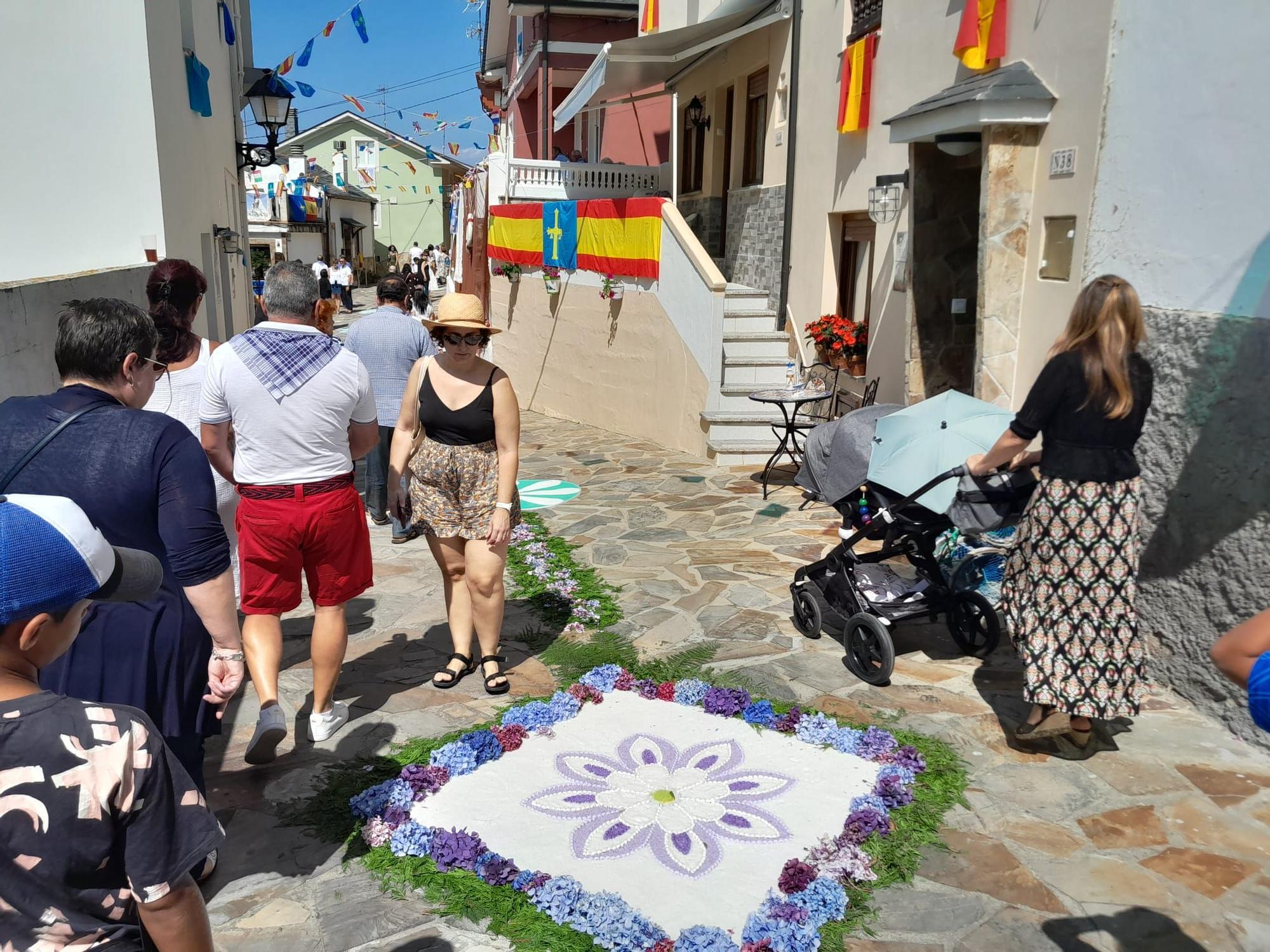 En imágenes| El Carmen retumba en Asturias