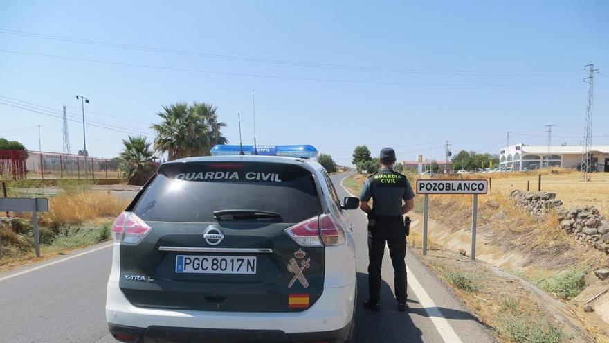 La Guardia Civil detiene a dos personas en Villanueva del Duque por hurtar aluminio valorado en más de 5.000 euros