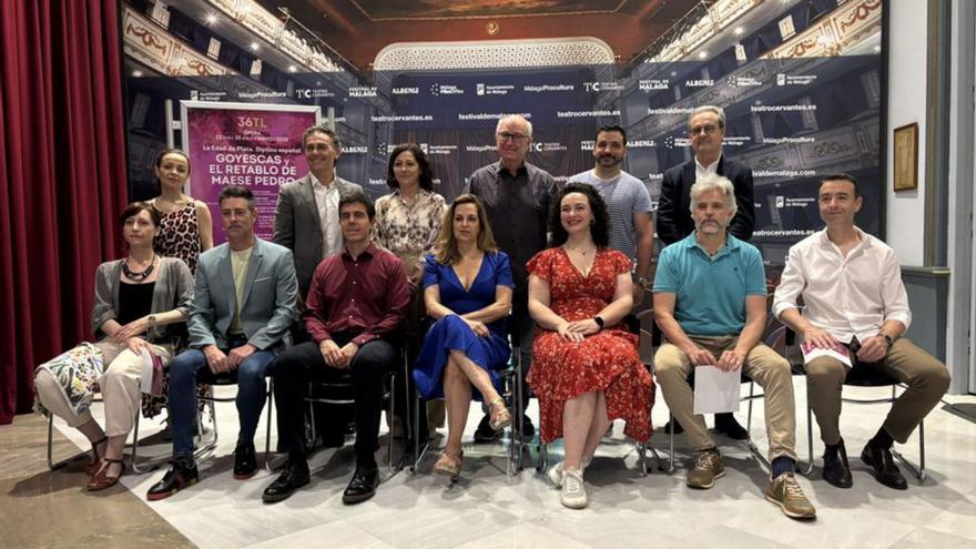 Foto de familia de los responsables de las óperas.