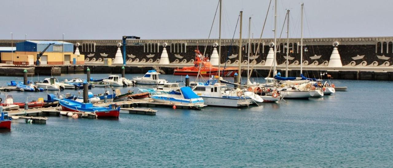 El muelle pesquero de La Restinga.