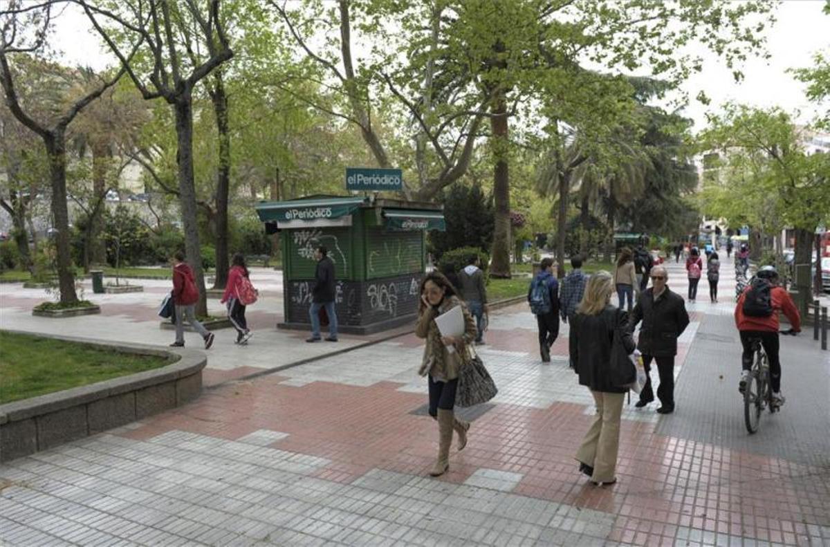 Jaque a los símbolos franquistas en Cáceres