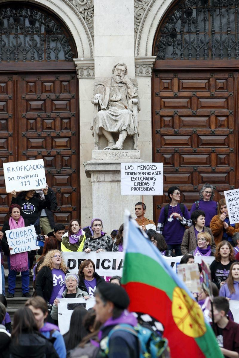 Fotogalería del 8-M en Zaragoza