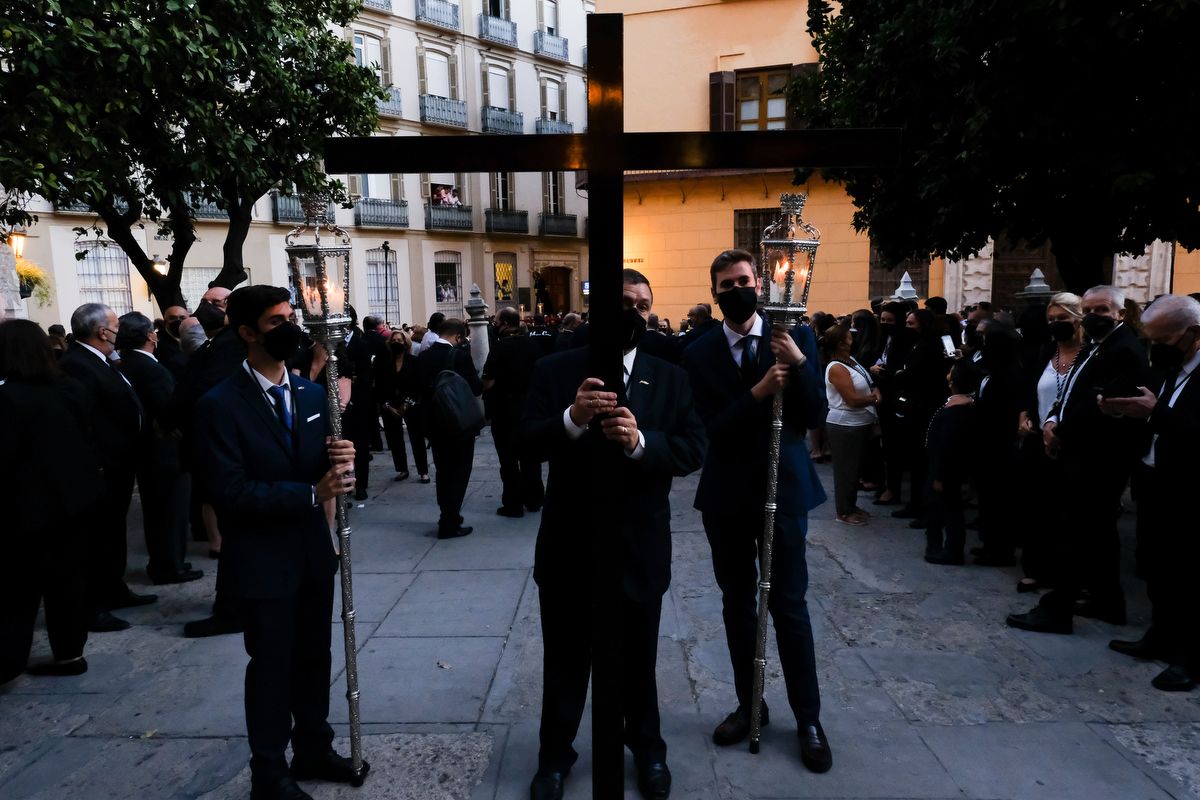 Madrugada de traslados para la veneración 'El Verbo Encarnado' en la Catedral