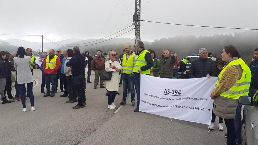 Licitada la obra de mejora de la carretera del Couso, muy reclamada por los vecinos