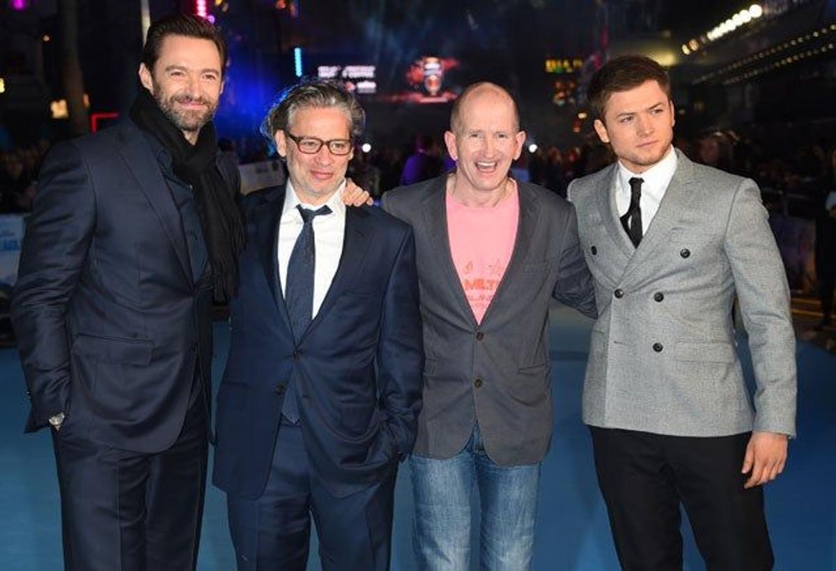 Hugh Jackman, Dexter Fletcher, Eddie, 'The Eagle' y Taron Egerton, en el estreno de Eddie, the eagle en Londres.