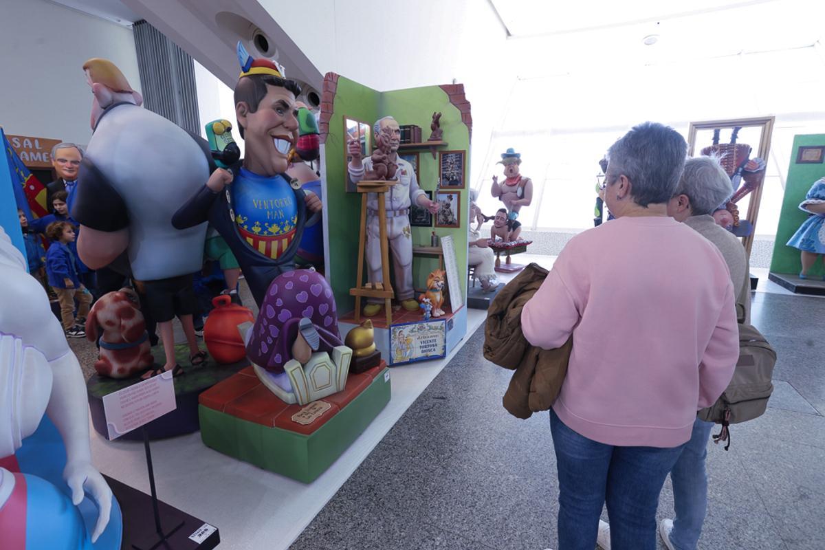 Primera jornada en la Exposición del Ninot de las Fallas de València 2026