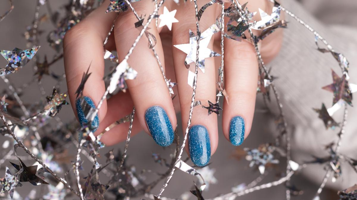 Ideas de uñas para Navidad: las tendencias de manicura que necesitas para brillar en la recta final de 2023