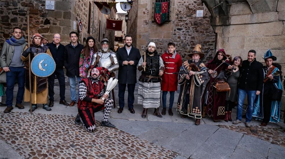 Las imágenes del arranque del Mercado Medieval de las Tres Culturas en Cáceres