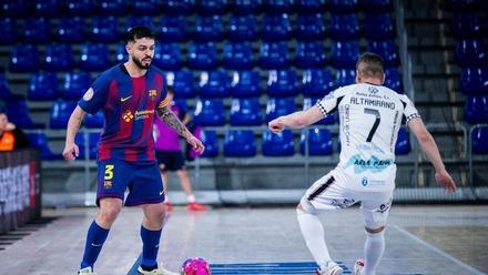 Matheus, en una acción de partido