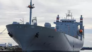 Las posibles razones por las que el buque de carga estadounidense continúa dando vueltas entre Tenerife y La Palma