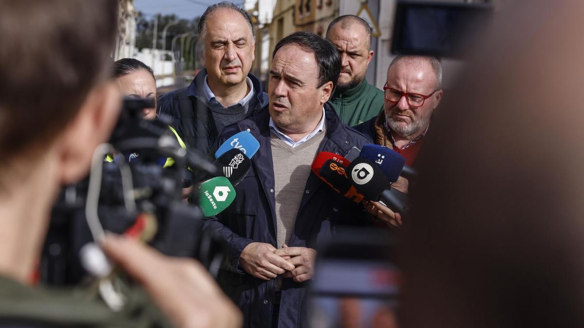 Causa Dana | Llorca condena la "agresión" a Cuenca y pide al Gobierno ...