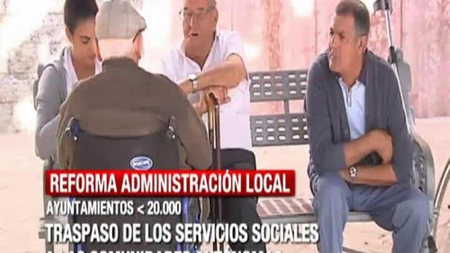 Ayuntamientos divididos frente a la Ley de Administación Local