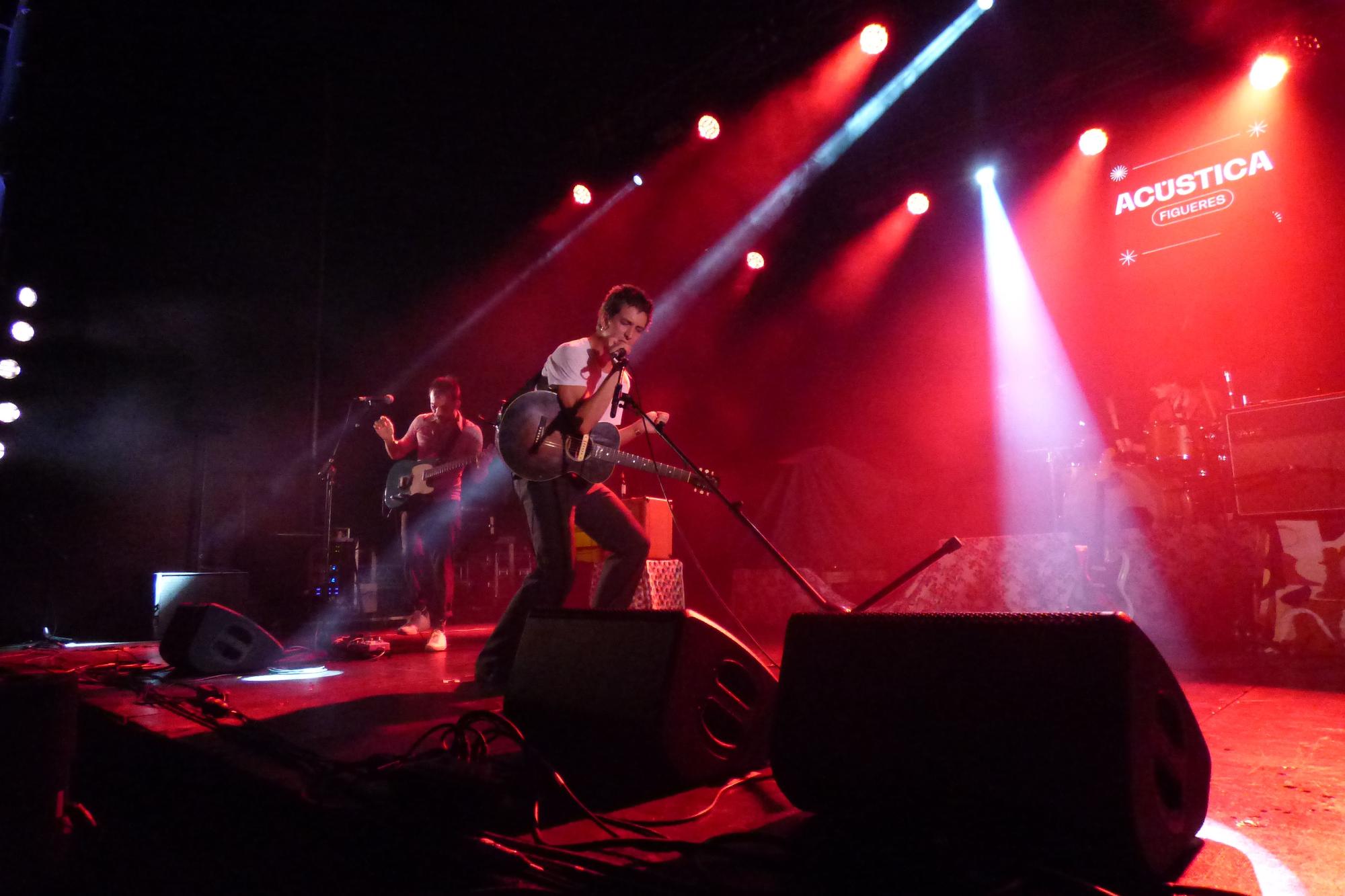 Figueres es desborda amb la tercera nit del festival acústica