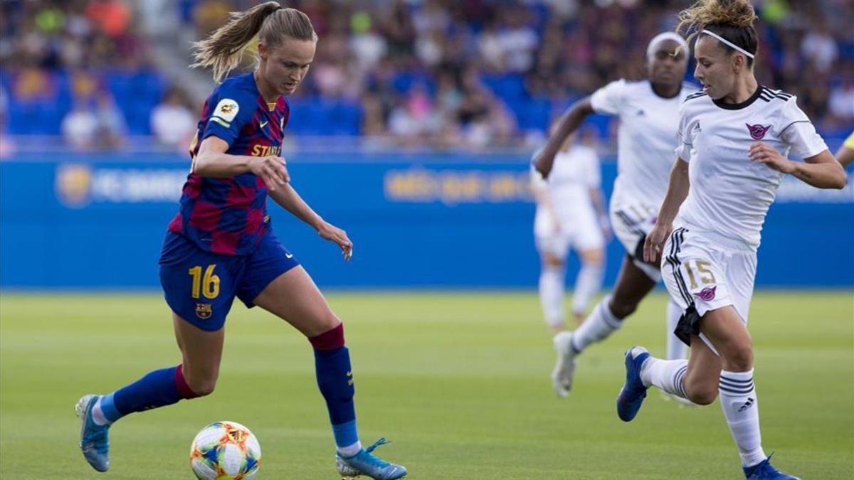 Barça y CD Tacón en un partido de la Liga Iberdrola.