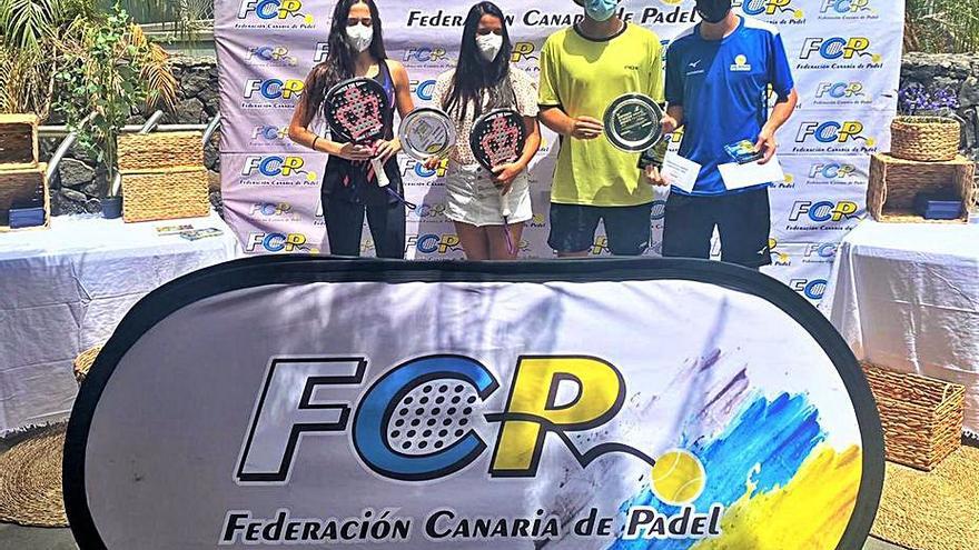 Las dos parejas campeonas del Absoluto de Canarias. | | E.D.