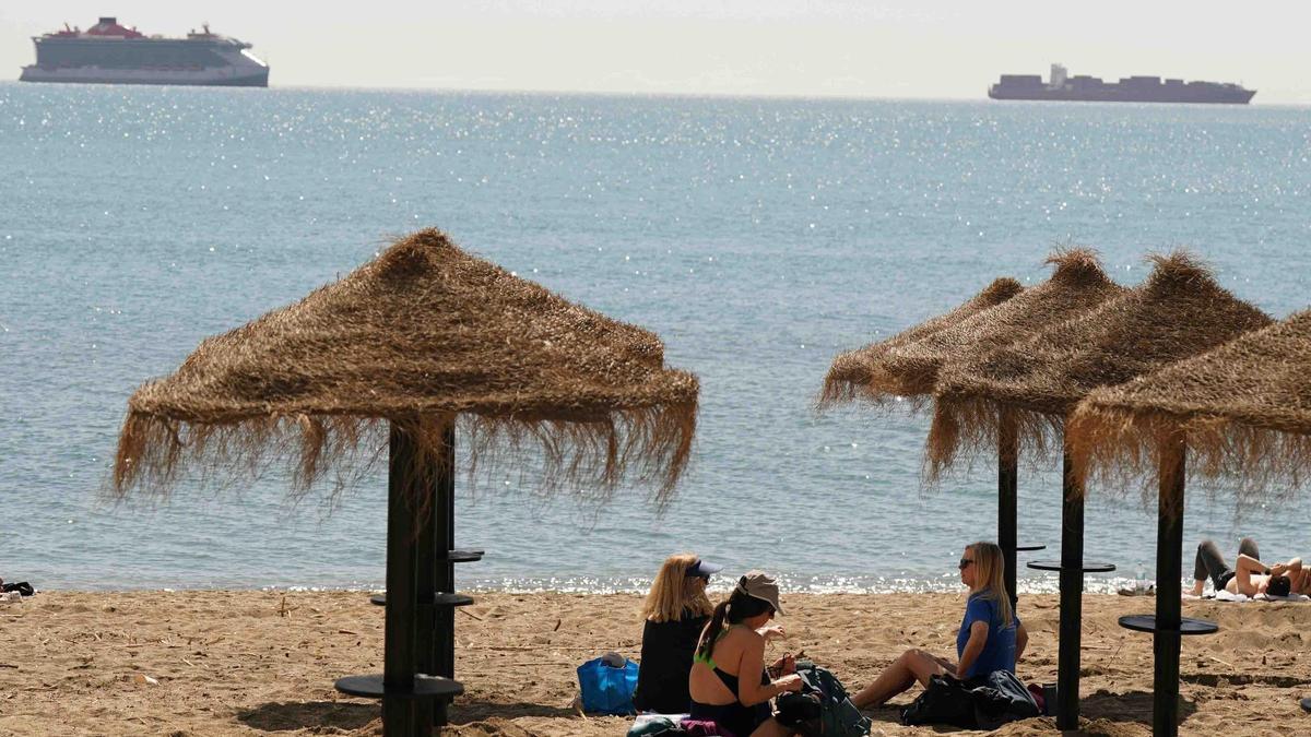El sábado esta imagen en las playas de Málaga podría repetirse.