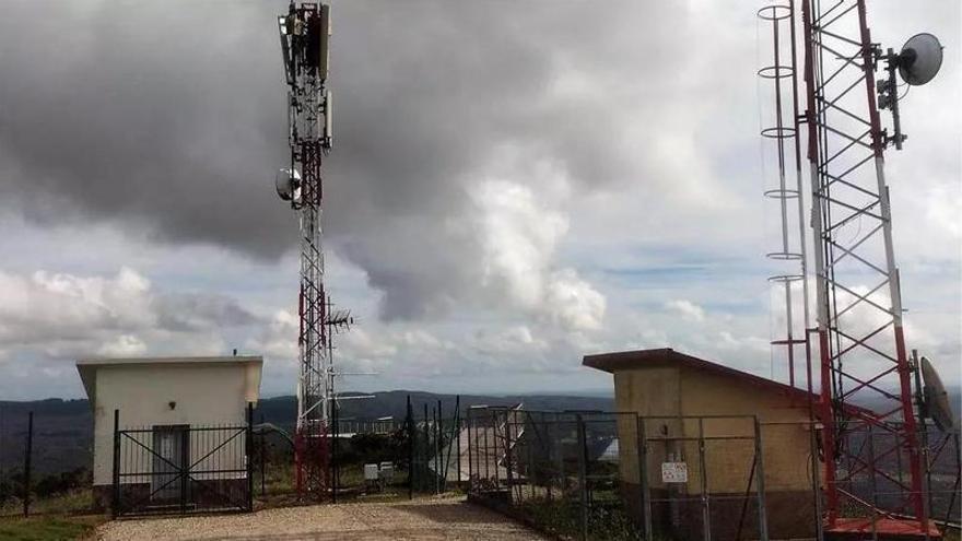 Malpica, Laxe, Cabana e Ponteceso rexistran unha queixa común ante Movistar polos continuos cortes