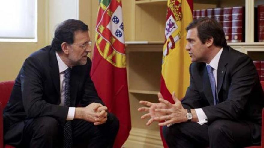Rajoy y ocho de sus ministros llegan a Portugal