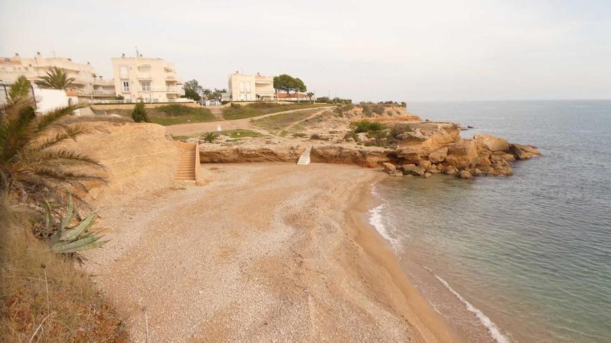 Dos playas de Castellón reciben la bandera negra por contaminación y mala gestión ambiental