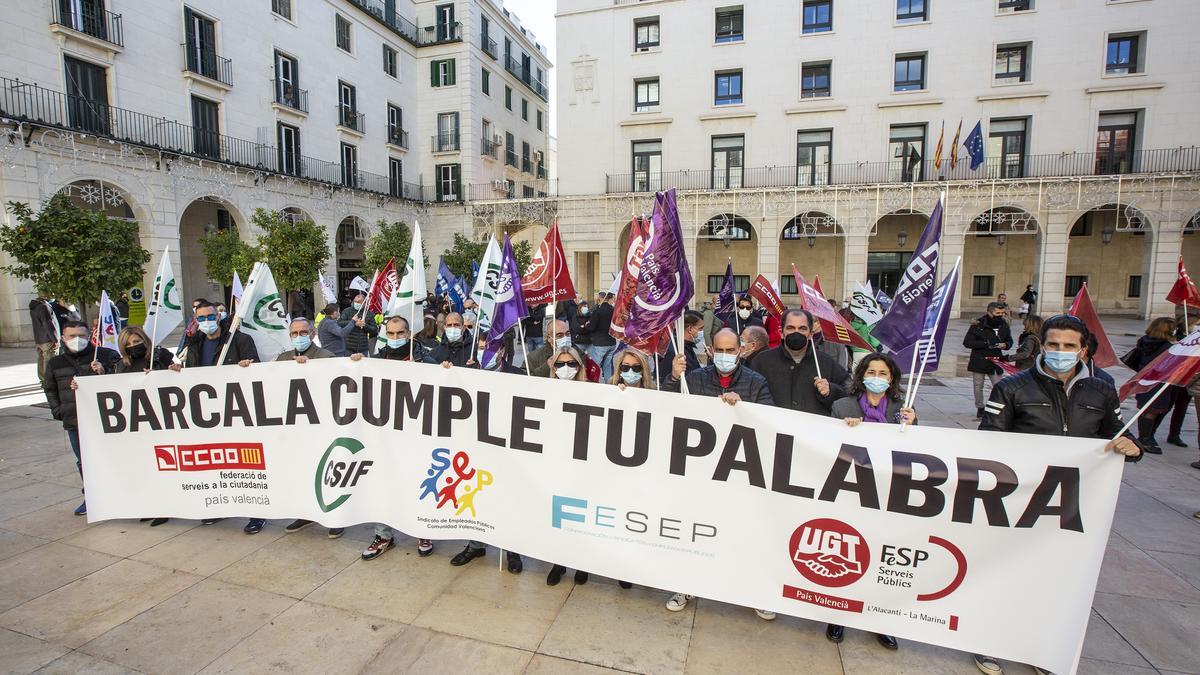 Una protesta de funcionarios, durante este mandato