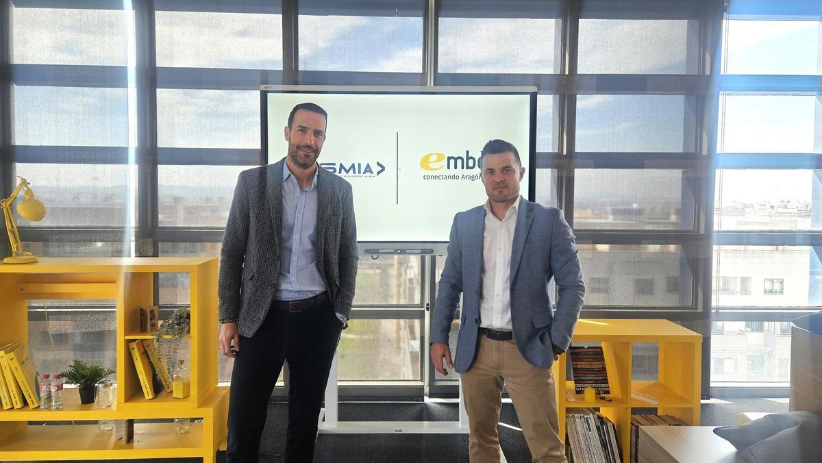 Firma del acuerdo entre Embou y Rasmia.