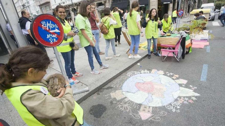 Un grupo de estudiantes, el año pasado, en una de las actividades de la Semana de la Movilidad.