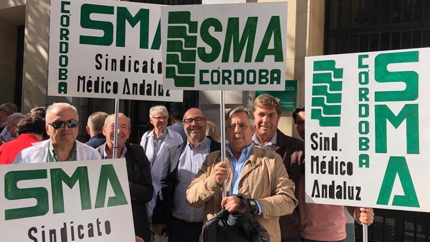 Colegio y Sindicato Médico de Córdoba apoyan la huelga médica en Málaga