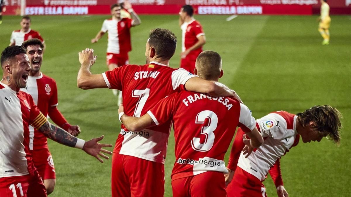 Los jugadores del Girona celebran un gol