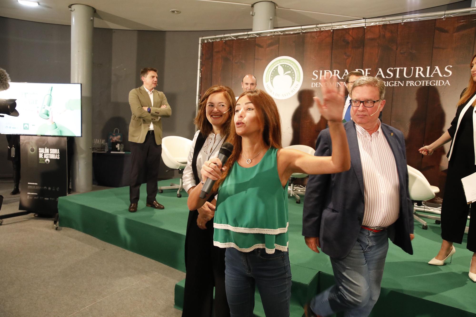 El salón de la sidra: la bienvenida a la campaña de verano con madrina y premios a los mejores