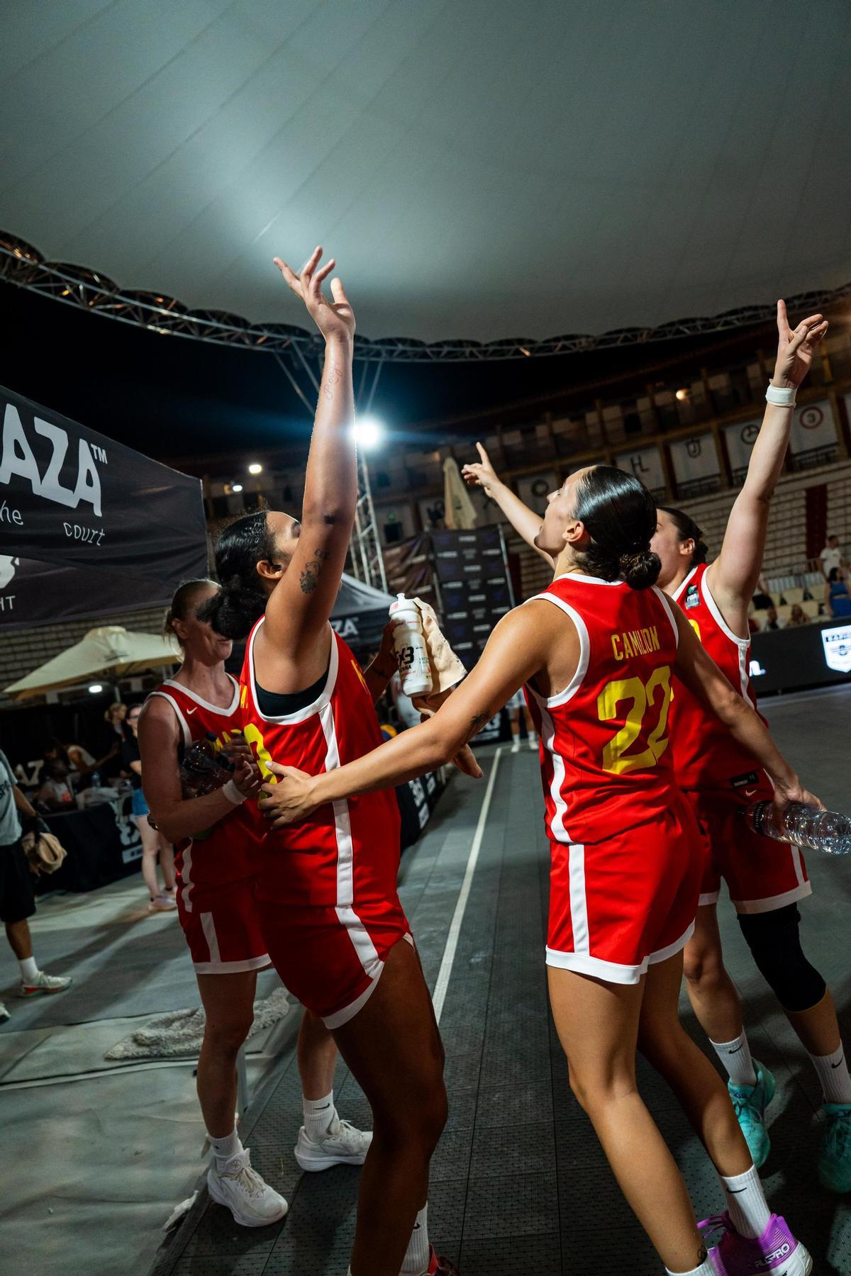 Las jugadoras españolas celebran una de sus victorias.